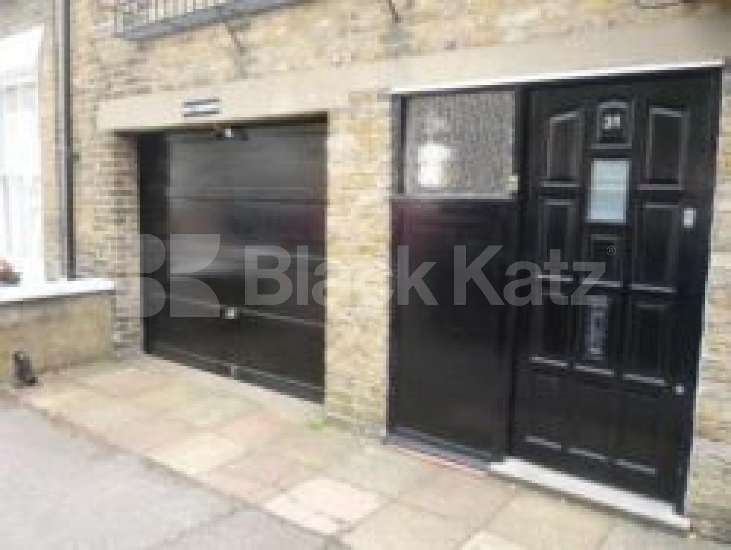 			LET!, 2 Bedroom, 1 bath, 1 reception House			 Lynton Road, CROUCH END