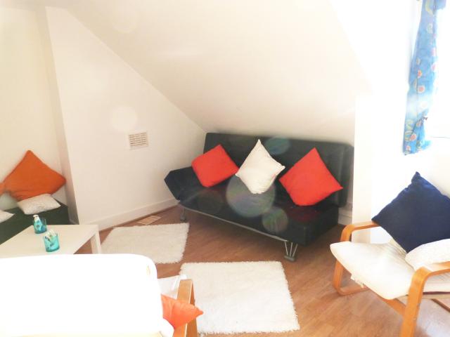 			LET, 1 Bedroom, 1 bath, 1 reception Flat			 Elm Grove, CRICKLEWOOD