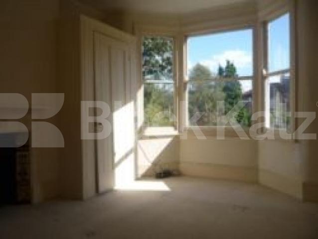 			New Instruction!, 2 Bedroom, 1 bath, 1 reception Maisonette			 Wilton Road, Muswell Hill