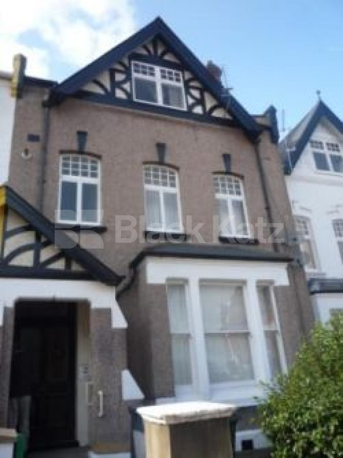 			2 Bedroom, 1 bath, 1 reception Flat			 Church Lane, CROUCH END N8 N8