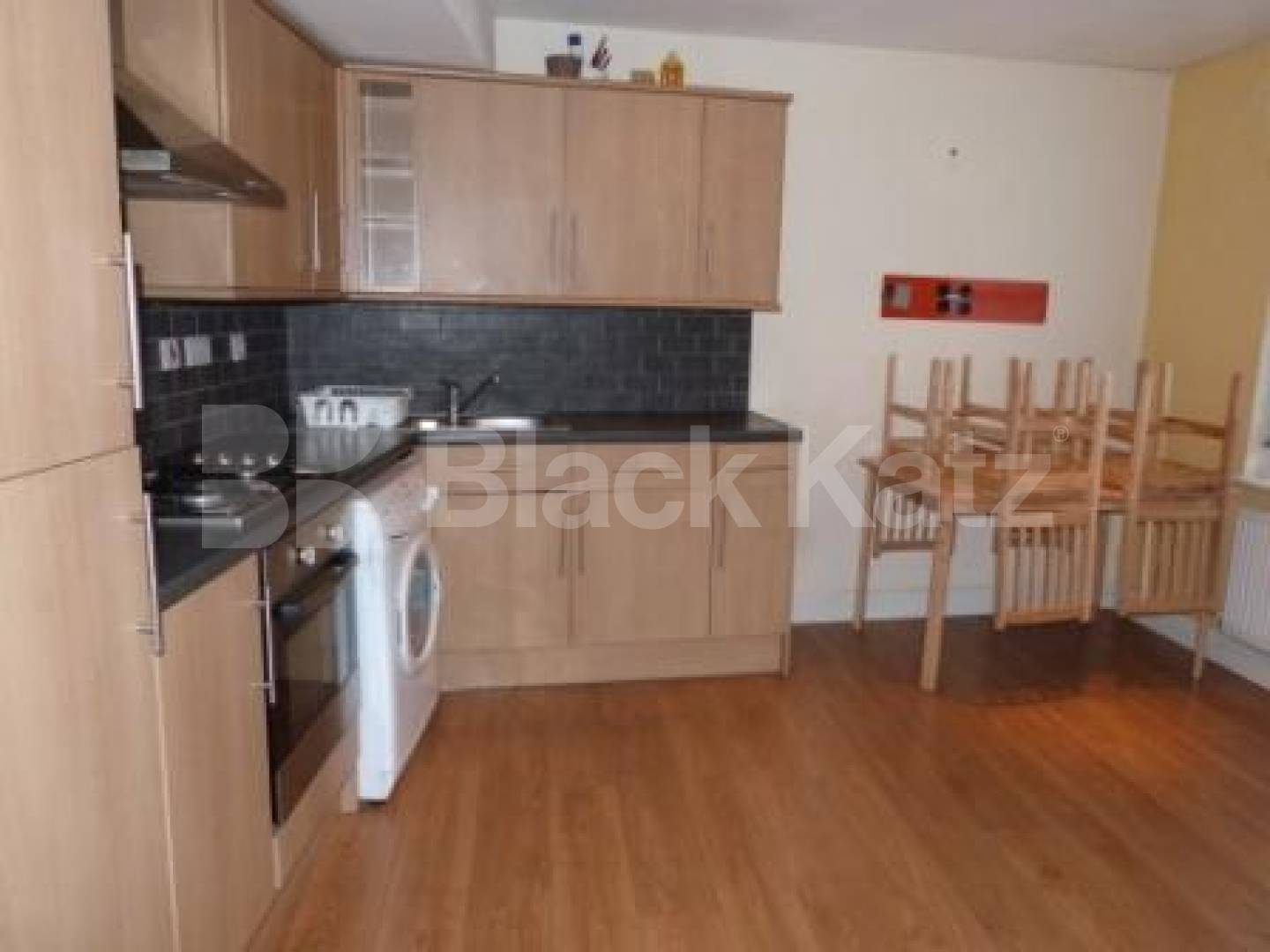 			Central Crouch End !, 2 Bedroom, 1 bath, 1 reception Flat			 Park Road, Crouch End