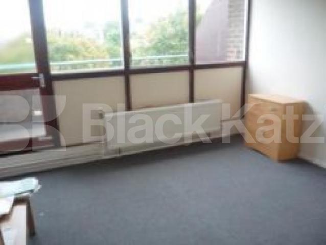 			2 Bedroom, 1 bath, 1 reception Flat			 Birkbeck Road, CROUCH END