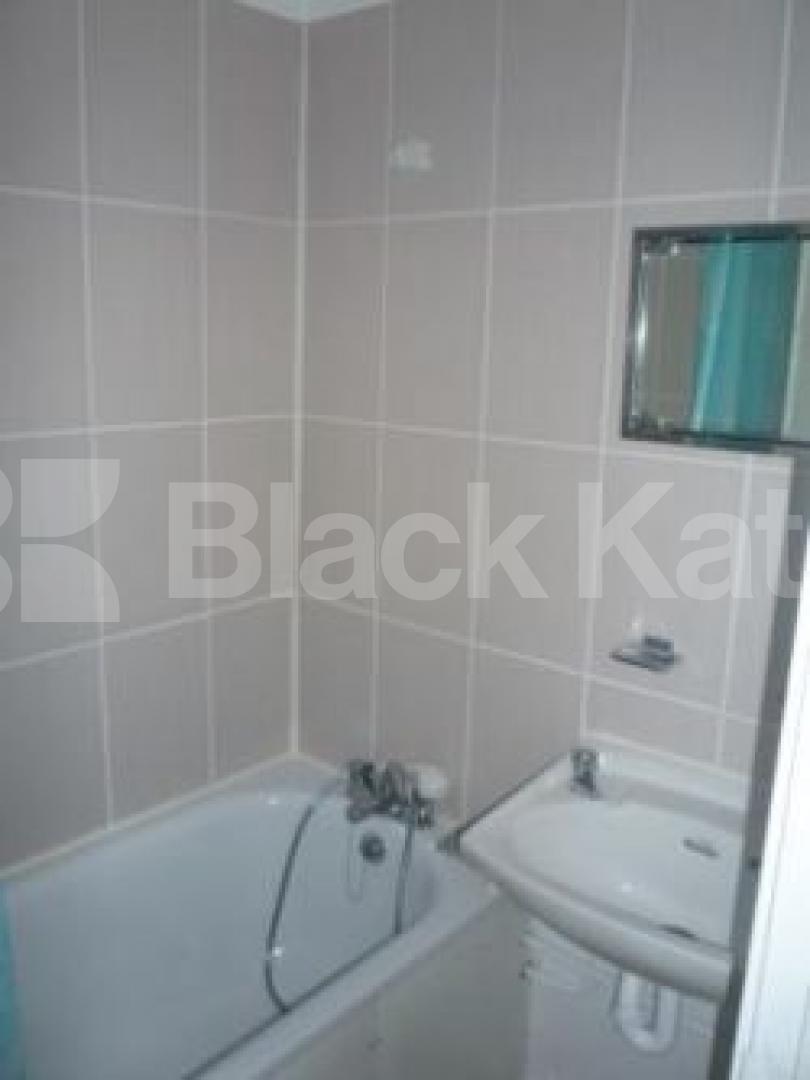 			2 Bedroom, 1 bath, 1 reception Flat			 Birkbeck Road, CROUCH END