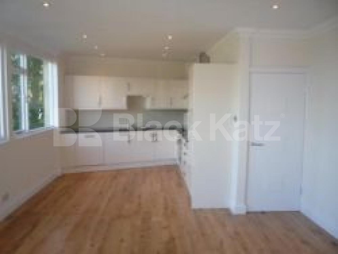 			NEWLY REFURBISHED, 2 Bedroom, 1 bath, 1 reception Flat			 Curzon Road, MUSWELL HILL