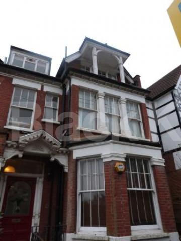 			2 Bedroom, 1 bath, 1 reception Flat			 Muswell Hill Road, Muswell Hill