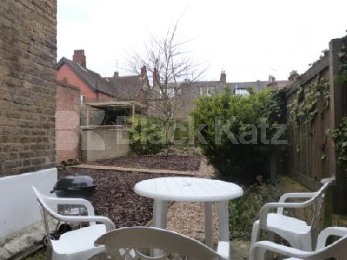 			1 Bedroom, 1 bath, 1 reception Ground Floor Flat			 Church Lane, Crouch End