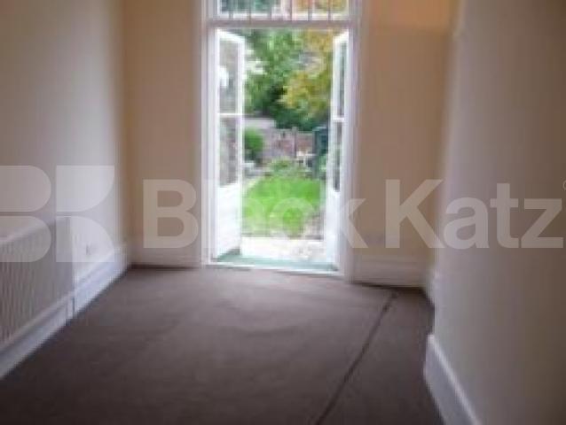 			Beautiful house!, 4 Bedroom, 1 bath, 1 reception House			 Bourne Road, Crouch End