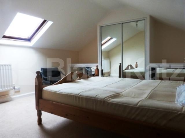 			2 Bedroom, 1 bath, 1 reception Flat			 Firs Avenue, Muswell Hill