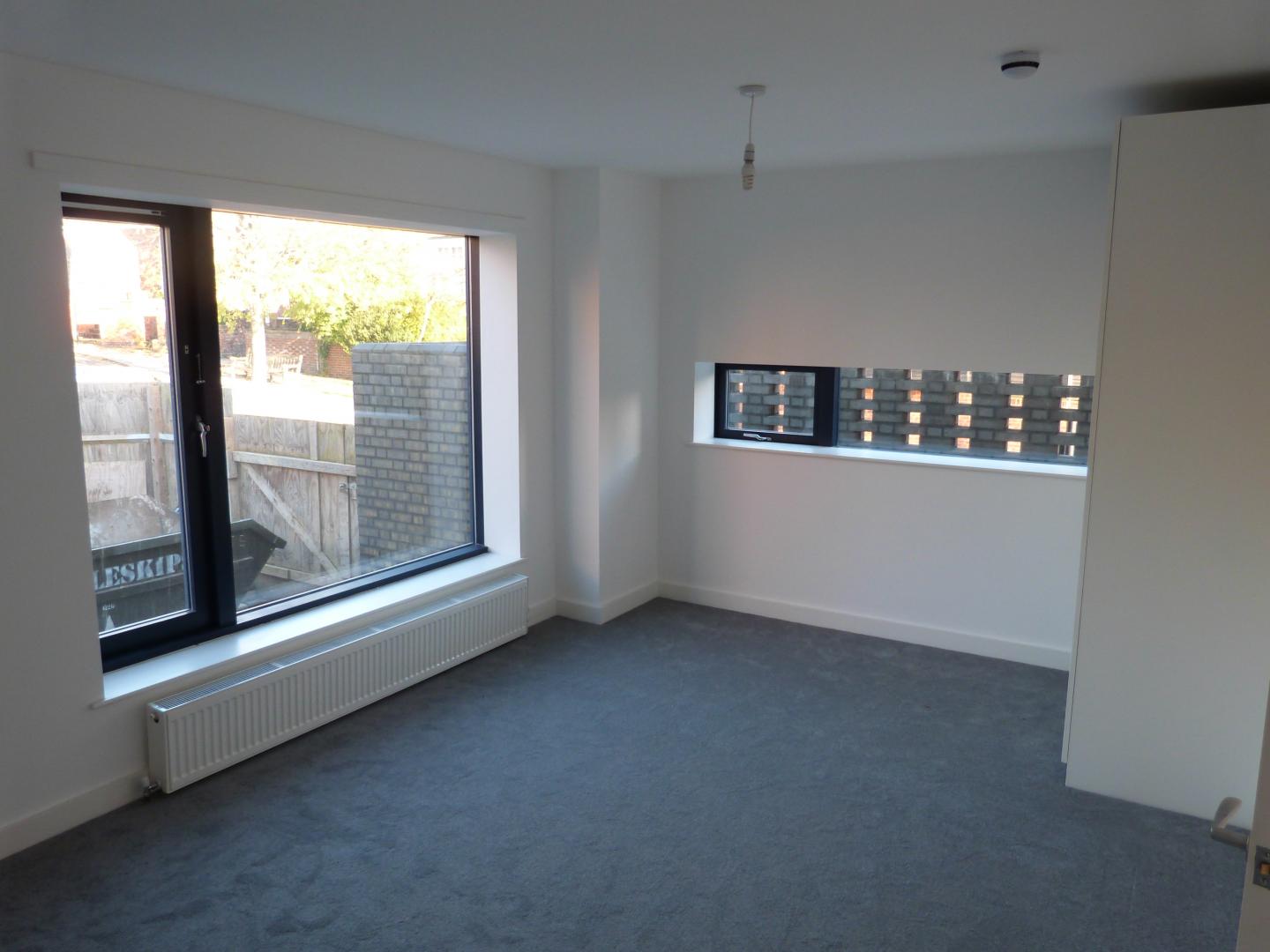 			3 Bedroom, 1 bath, 1 reception Flat			 Mill Lane, WEST HAMPSTEAD