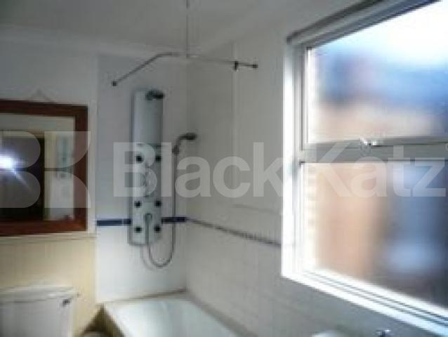 			2 Bedroom, 1 bath, 1 reception Flat			 Palace Gates Road, ALEXANDRA PALACE N22