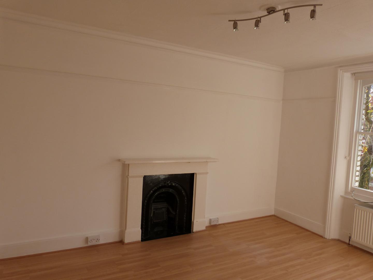 			1 Bedroom, 1 bath, 1 reception Flat			 Randolph Avenue, MAIDA VALE