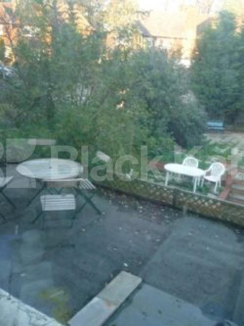 			1 Bedroom, 1 bath, 1 reception Flat			 Muswell Hill, MUSWELL HILL