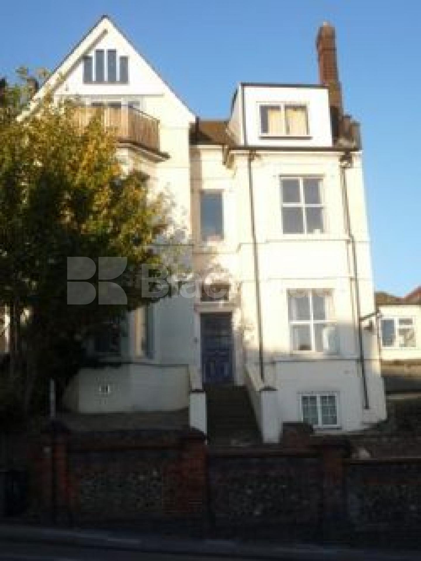 			1 Bedroom, 1 bath, 1 reception Flat			 Muswell Hill, MUSWELL HILL N10