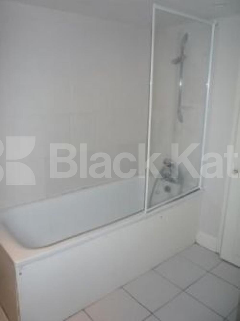 			AMAZING LOCATION!, Studio Apartment, 1 bath, 1 reception Studio			 Coniston Road, MUSWELL HILL