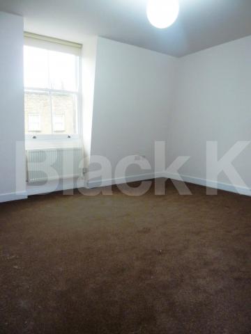 			NEW INSTRUCTION!, 2 Bedroom, 1 bath, 1 reception Flat			 Holloway Road, HOLLOWAY