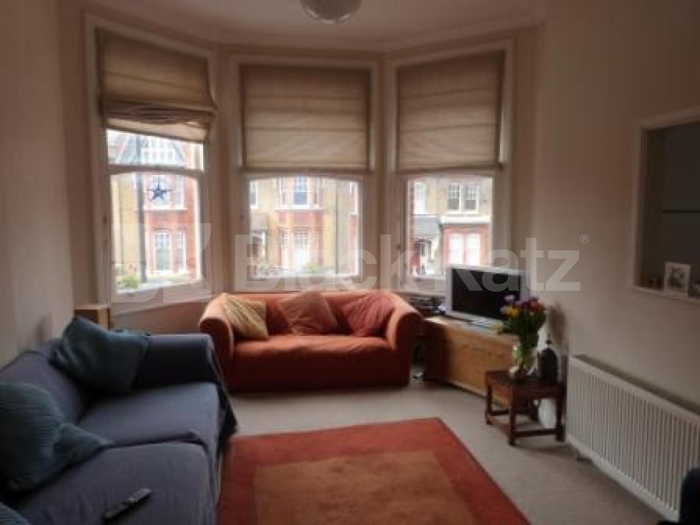 			2 Bedroom, 1 bath, 1 reception Flat			 Ferme Park Road, CROUCH END