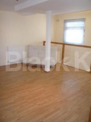 			A must see!, 1 Bedroom, 1 bath, 1 reception Mews House			 Colina Mews, TURNPIKE LANE