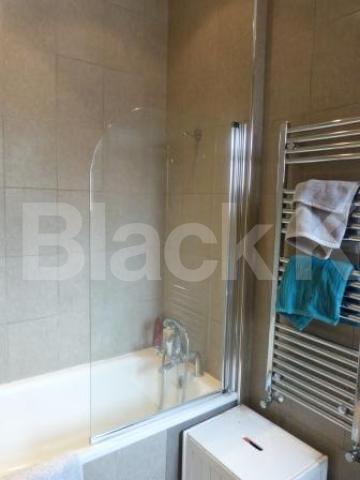 			2 Bedroom, 1 bath, 1 reception Flat			 Ferme Park Road, CROUCH END