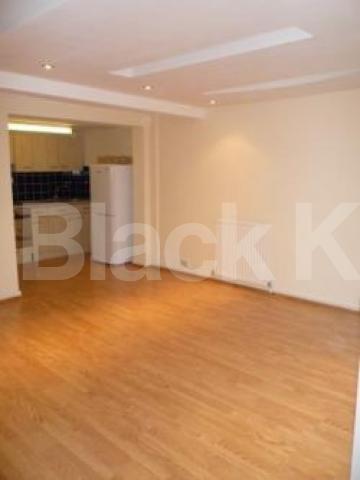 			A must see!, 1 Bedroom, 1 bath, 1 reception Mews House			 Colina Mews, TURNPIKE LANE