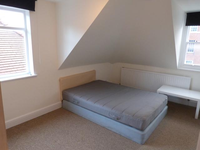 			Fantastic location, 2 Bedroom, 1 bath, 1 reception Flat			 Finchley Road, FINCHLEY ROAD