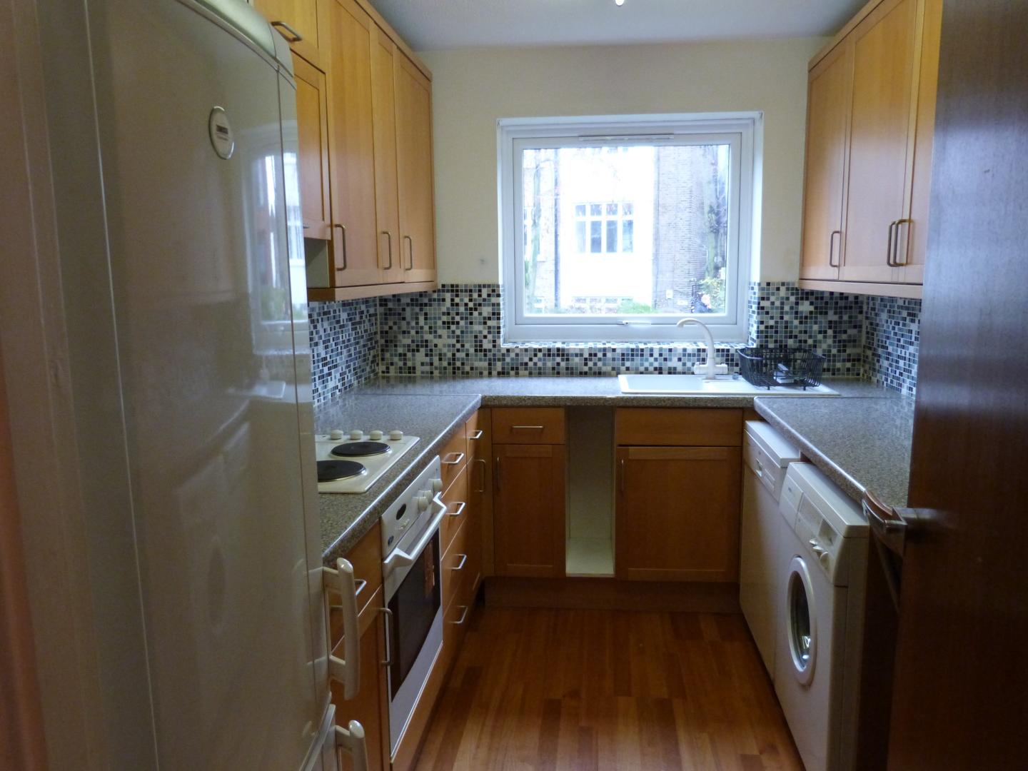 			1 Bedroom, 1 bath, 1 reception Flat			 Acol Road, WEST HAMPSTEAD