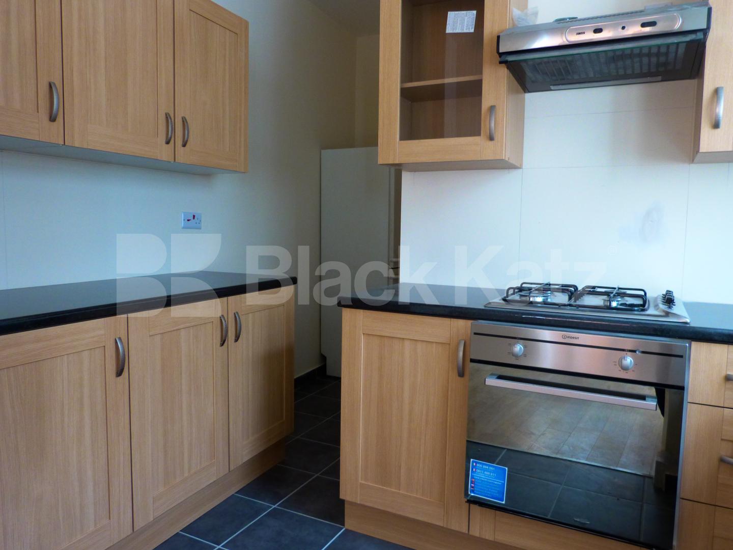 			3 Bedroom, 1 bath, 1 reception Flat			 Falkland Road, Haringey Ladder