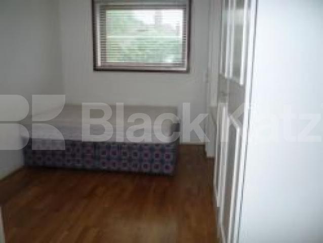 			Great new instruction!, 1 Bedroom, 1 bath, 1 reception Flat			 Wren View, HIGHGATE