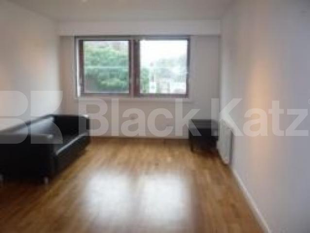 			Great new instruction!, 1 Bedroom, 1 bath, 1 reception Flat			 Wren View, HIGHGATE