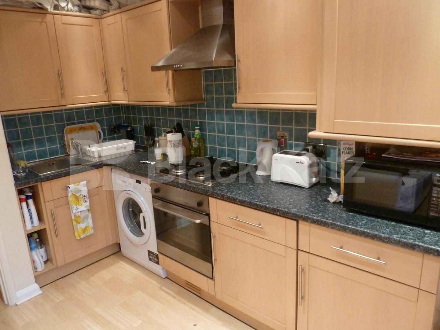 			New Instruction, 1 Bedroom, 1 bath, 1 reception Flat			 St John Street, ISLINGTON