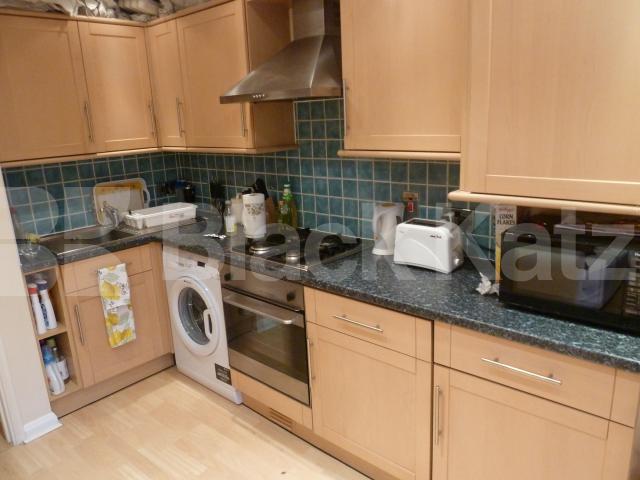 			New Instruction, 1 Bedroom, 1 bath, 1 reception Flat			 St John Street, ISLINGTON