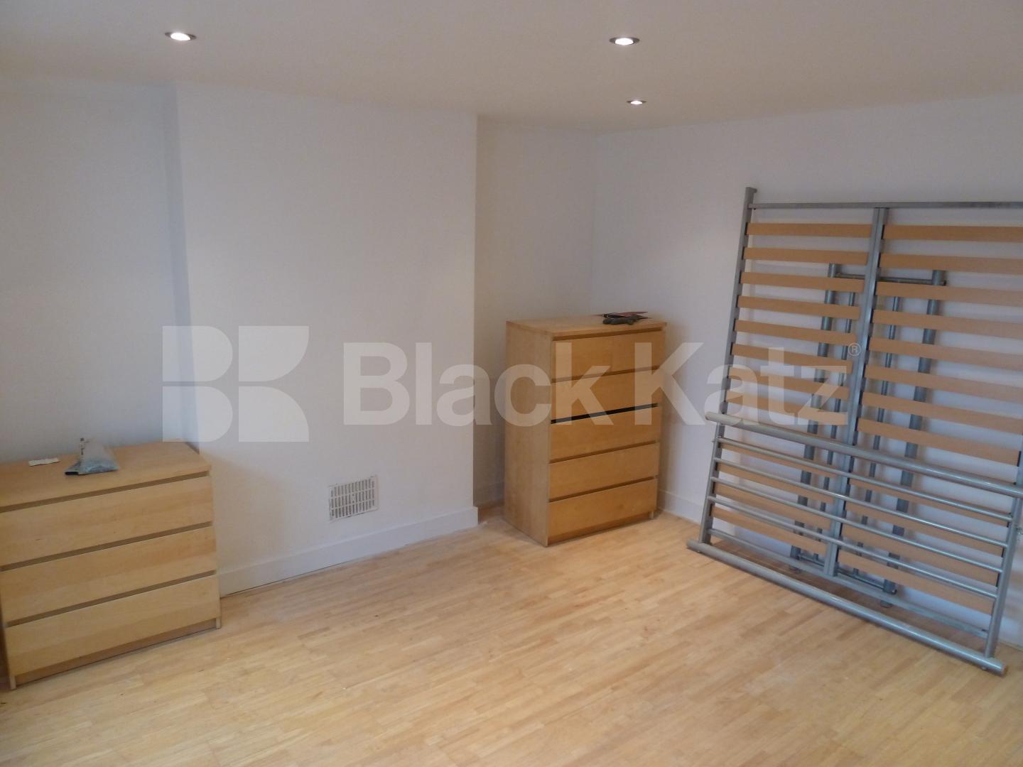 			New Instruction , 1 Bedroom, 1 bath, 1 reception Flat			 Leabridge Road, LEYTON