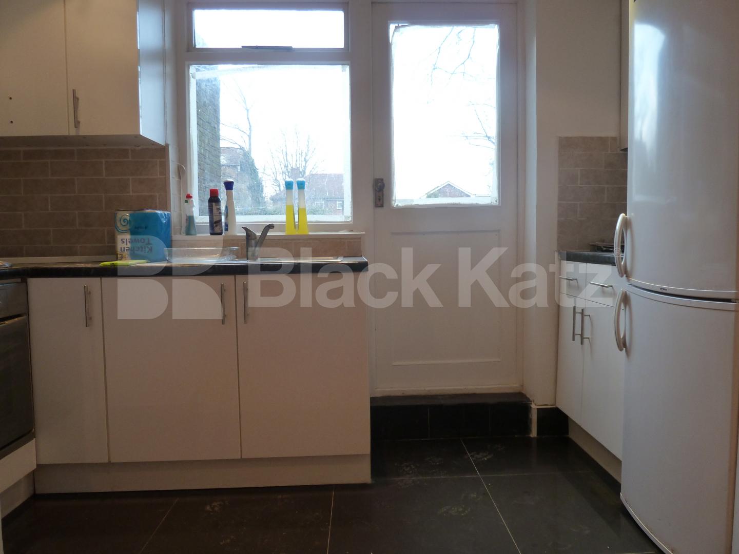 			New Instruction , 1 Bedroom, 1 bath, 1 reception Flat			 Leabridge Road, LEYTON