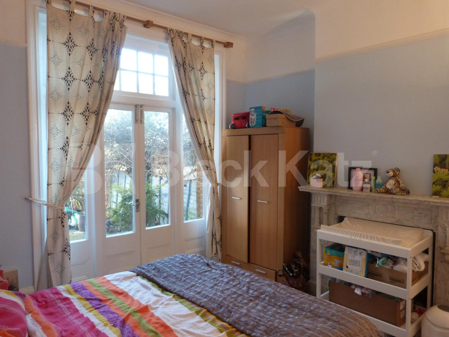 			Amazing Garden Property !, 2 Bedroom, 1 bath, 1 reception Flat			 Priory Road, Crouch End