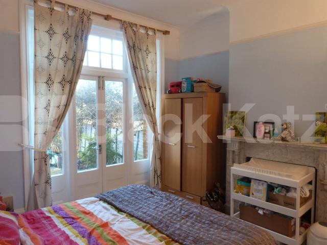 			Amazing Garden Property !, 2 Bedroom, 1 bath, 1 reception Flat			 Priory Road, Crouch End