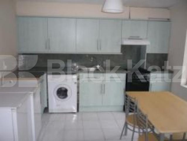 			2 Bedroom, 1 bath, 1 reception Flat			 Birkbeck Road, CROUCH END
