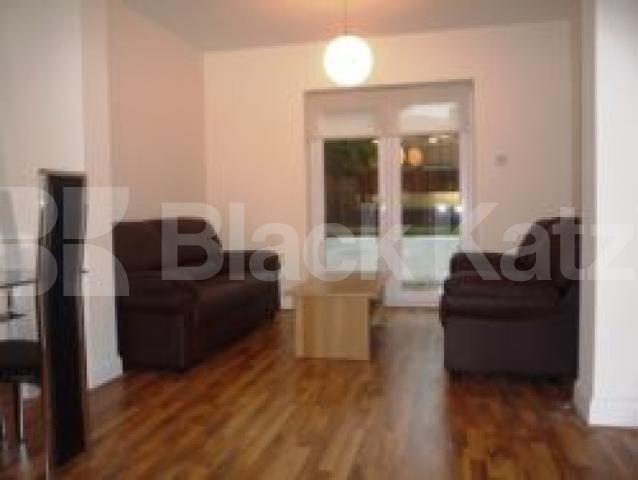 			LET, 2 Bedroom, 1 bath, 1 reception Ground Floor Flat			 Ecclesbourne Road, PALMERS GREEN