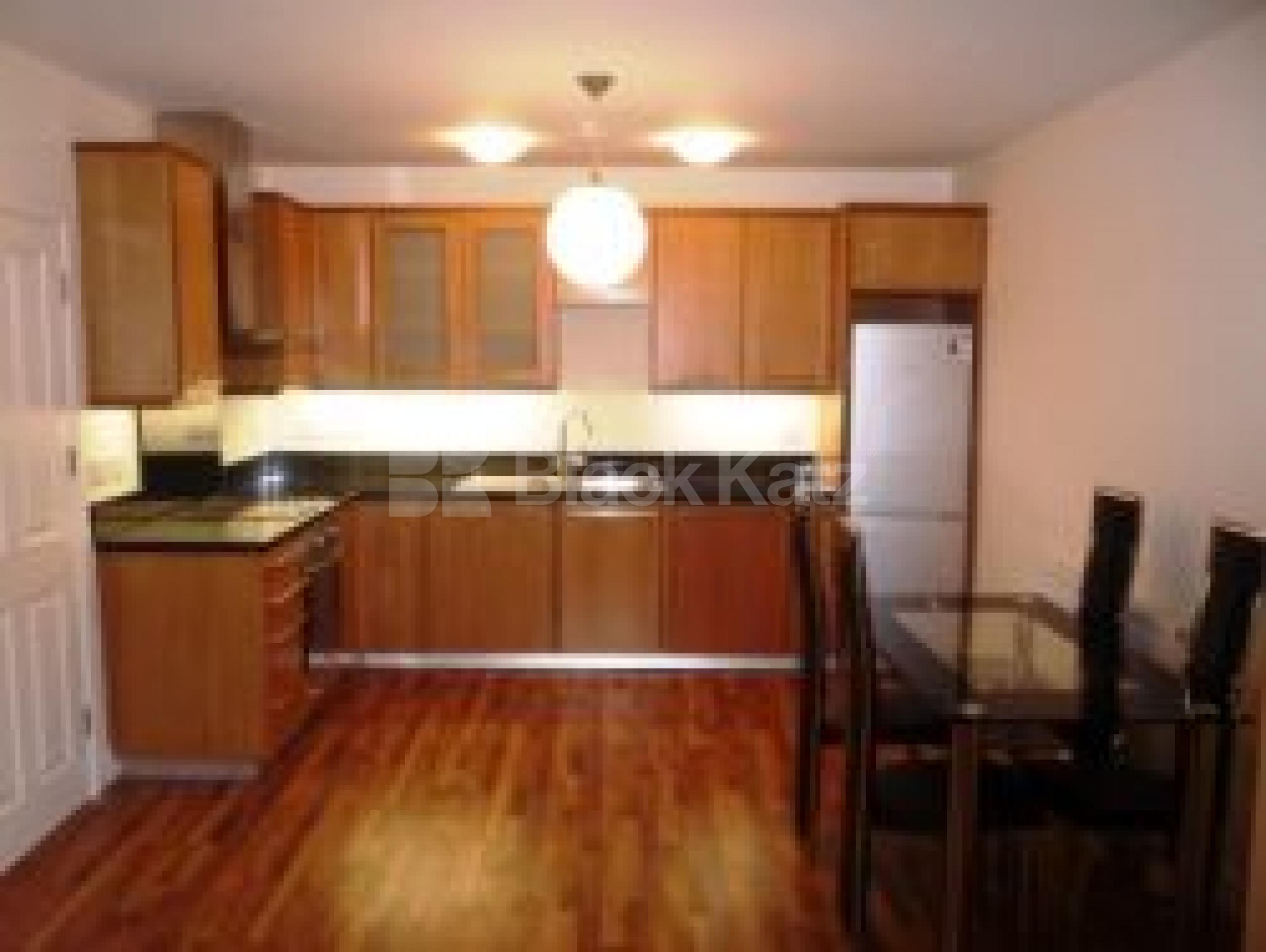 			LET, 2 Bedroom, 1 bath, 1 reception Ground Floor Flat			 Ecclesbourne Road, PALMERS GREEN N13