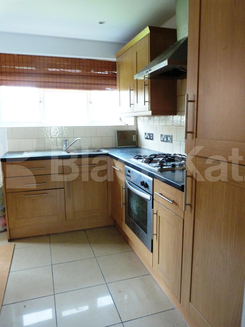 			3 Bedroom, 1 bath, 1 reception Flat			 Boyton Close, Hornsey