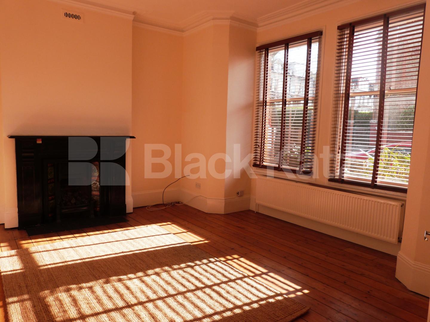 			4 Bedroom, 1 bath, 1 reception House			 Gladwell Road, Crouch End