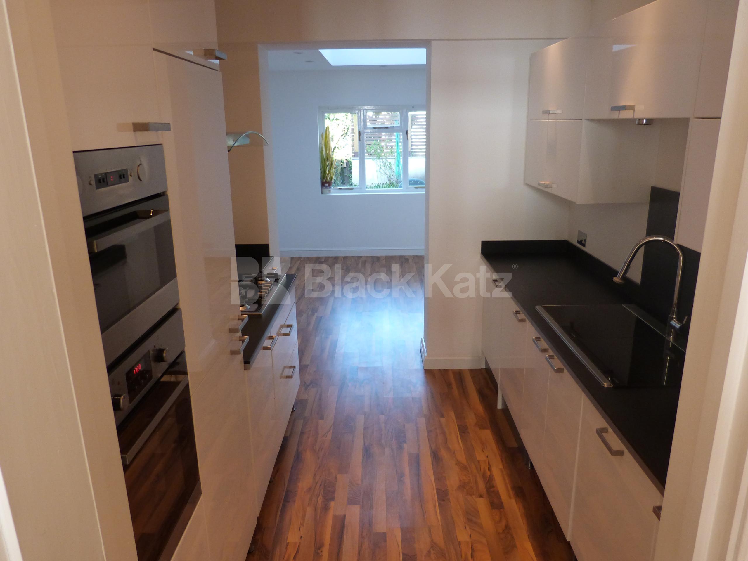 			4 Bedroom, 1 bath, 1 reception House			 Gladwell Road, Crouch End N8