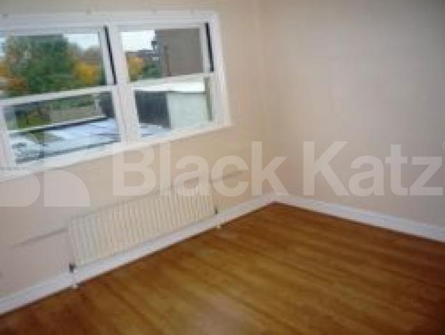 			LET, 2 Bedroom, 1 bath, 1 reception Flat			 High Street, CROUCH END