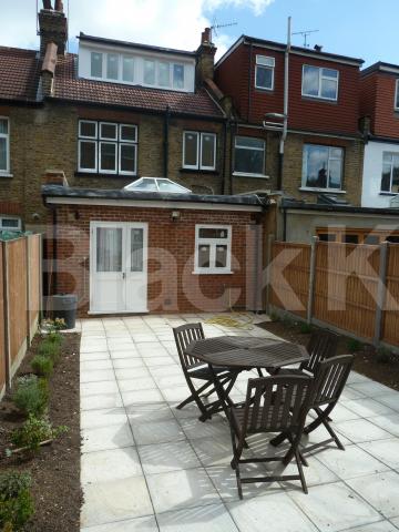			Stunning House , 4 Bedroom, 1 bath, 1 reception House			 Biddestone Road , HOLLOWAY 