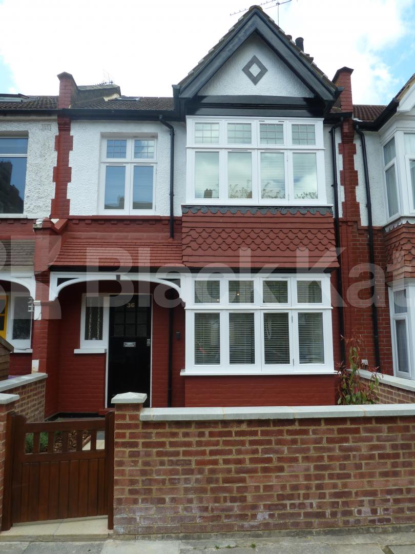 			Stunning House , 4 Bedroom, 1 bath, 1 reception House			 Biddestone Road , HOLLOWAY 