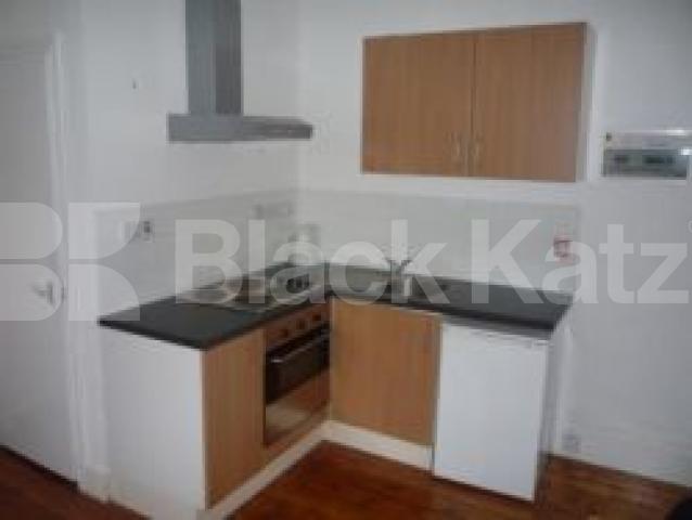 			Great studio!, Studio Apartment, 1 bath, 1 reception Studio			 Wellfield Avenue, MUSWELL HILL