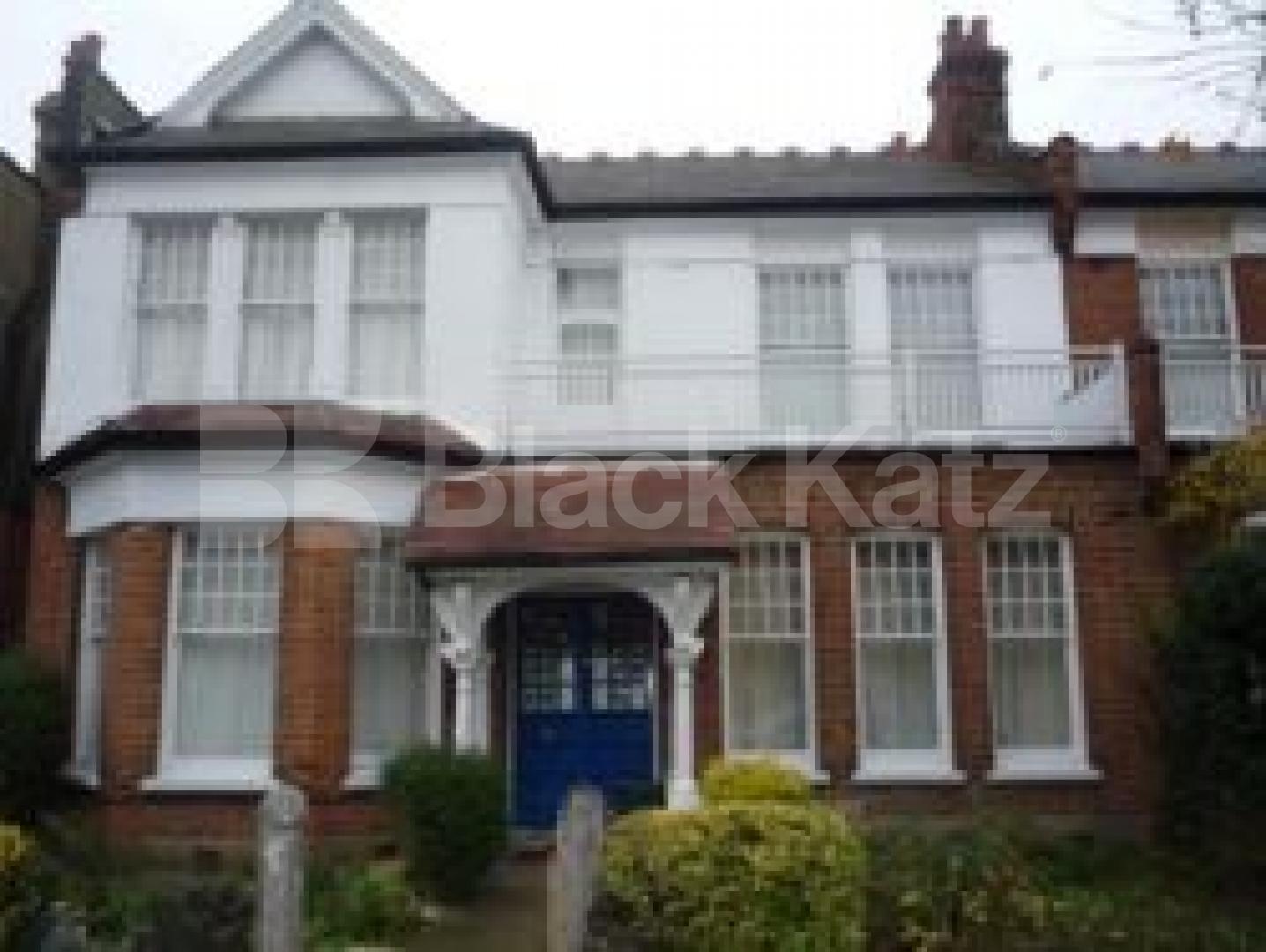 			Great studio!, Studio Apartment, 1 bath, 1 reception Studio			 Wellfield Avenue, MUSWELL HILL