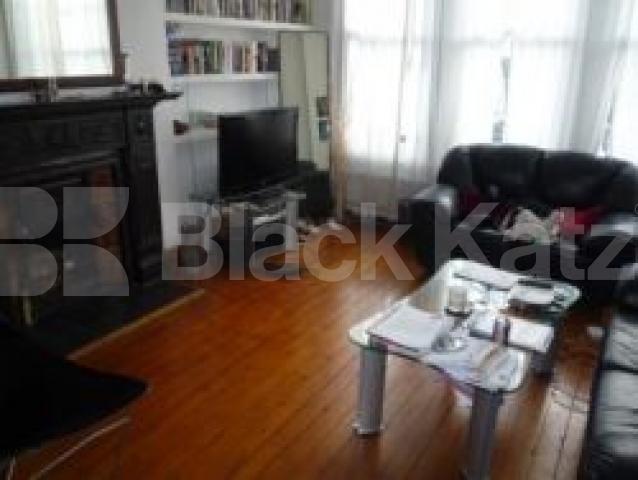 			Amazing property!, 2 Bedroom, 1 bath, 1 reception Flat			 Woodland Gardens, MUSWELL HILL