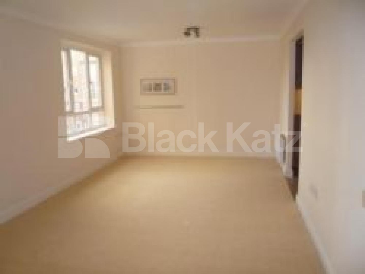 			2 Bedroom, 1 bath, 1 reception Flat			 Glebelands Close, North Finchley