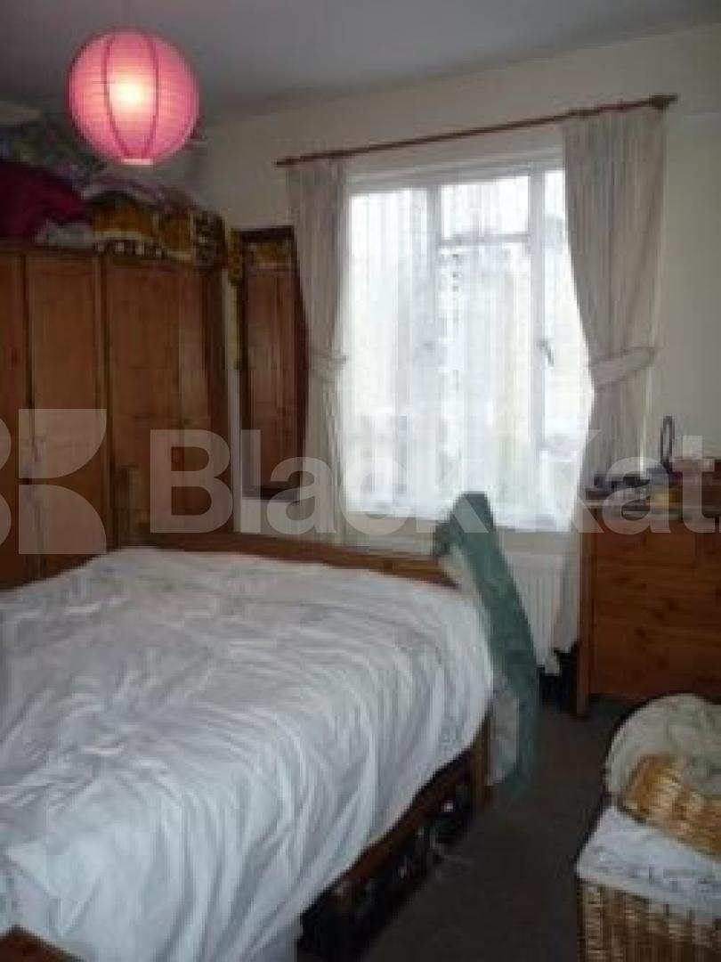 			NEW INSTRUCTION, 2 Bedroom, 1 bath, 1 reception House			 Eleanor Road, BOUNDS GREEN