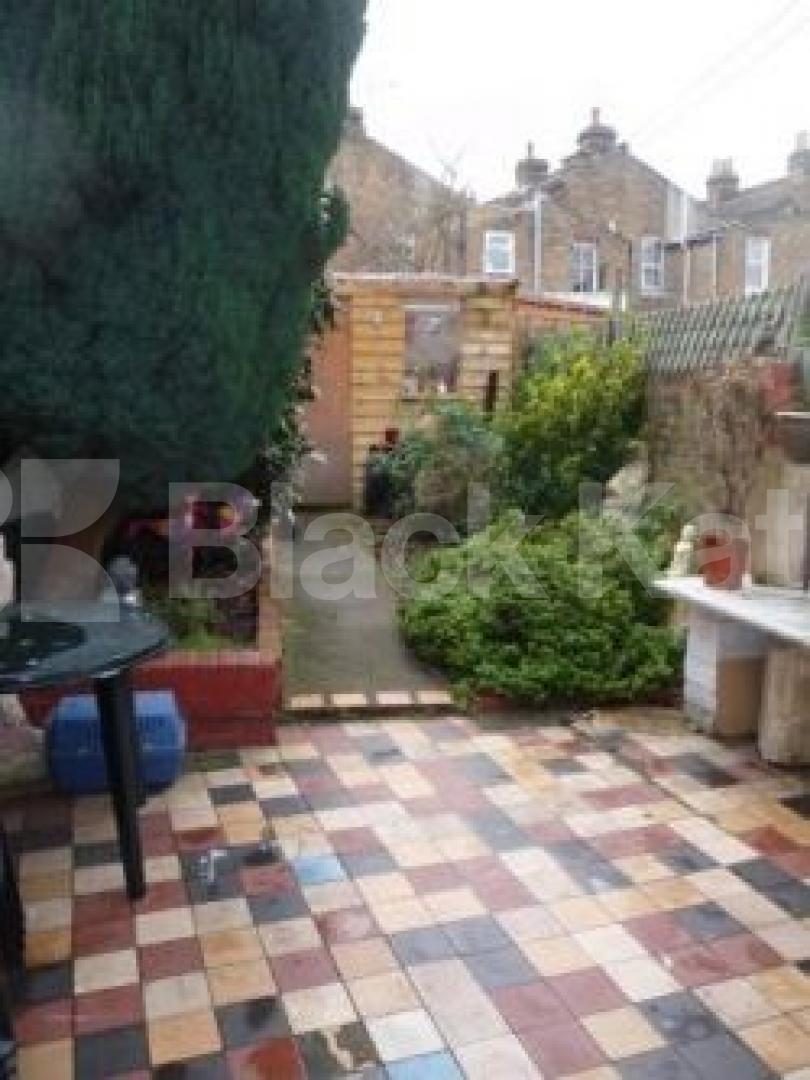 			NEW INSTRUCTION, 2 Bedroom, 1 bath, 1 reception House			 Eleanor Road, BOUNDS GREEN