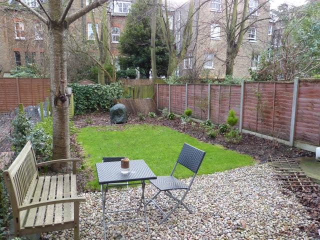 			GARDEN APARTMENT, 1 Bedroom, 1 bath, 1 reception Flat			 Inglewood Road, WEST HAMPSTEAD